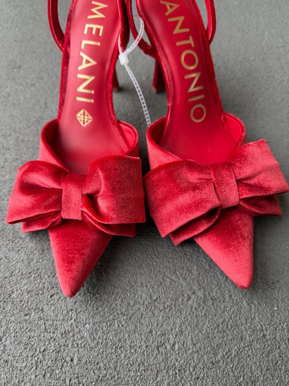 Antonio Melani Gentry Santorini Red Velvet Bow Slingback Pumps 9.5 NWOB - Picture 3 of 8